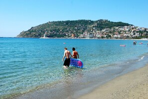 Plage privée, beach-volley