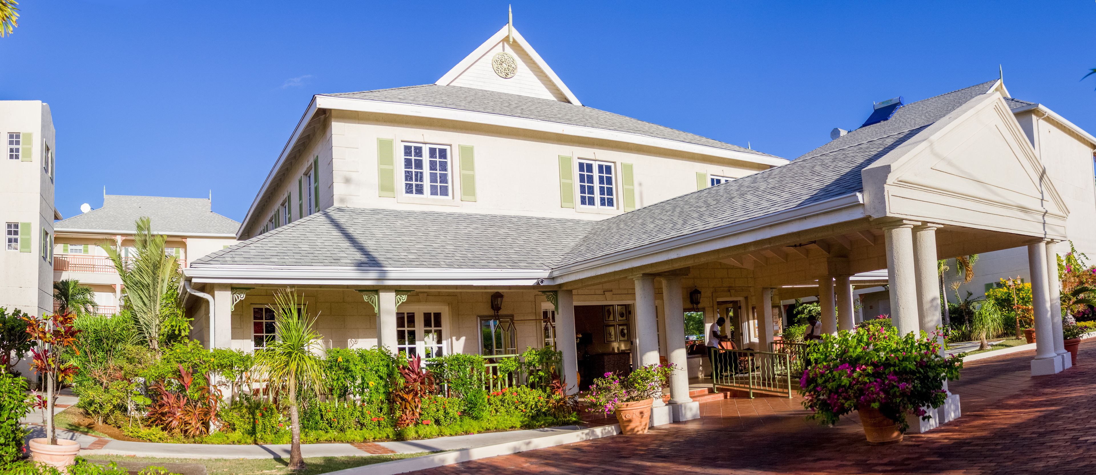 Photo - Bay Gardens Beach Resort and Spa