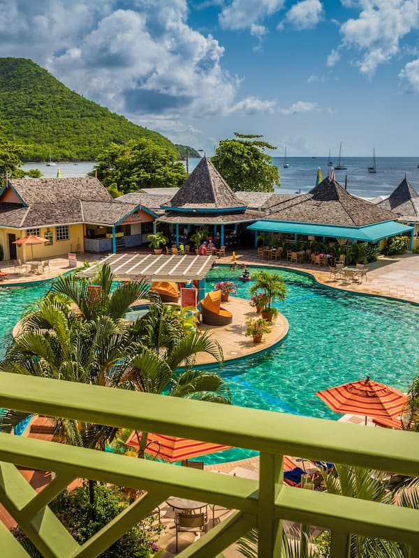 Deluxe Pool View King | Balcony
