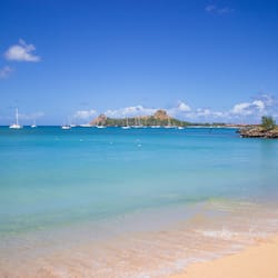 On the beach, white sand, free beach shuttle, sun loungers