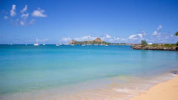On the beach, white sand, free beach shuttle, sun loungers
