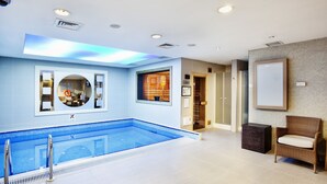 Indoor pool - Eresin Hotels Taxim & Premier (Istanbul)