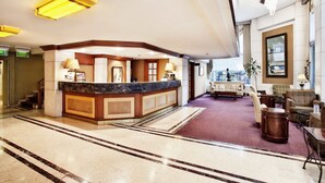 Reception - Eresin Hotels Taxim & Premier (Istanbul)