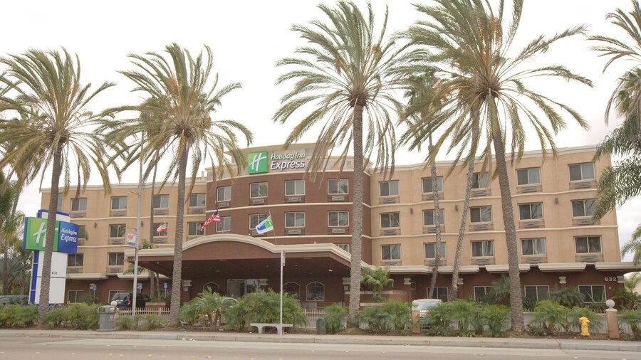 Holiday Inn Express San Diego South - Chula Vista by IHG