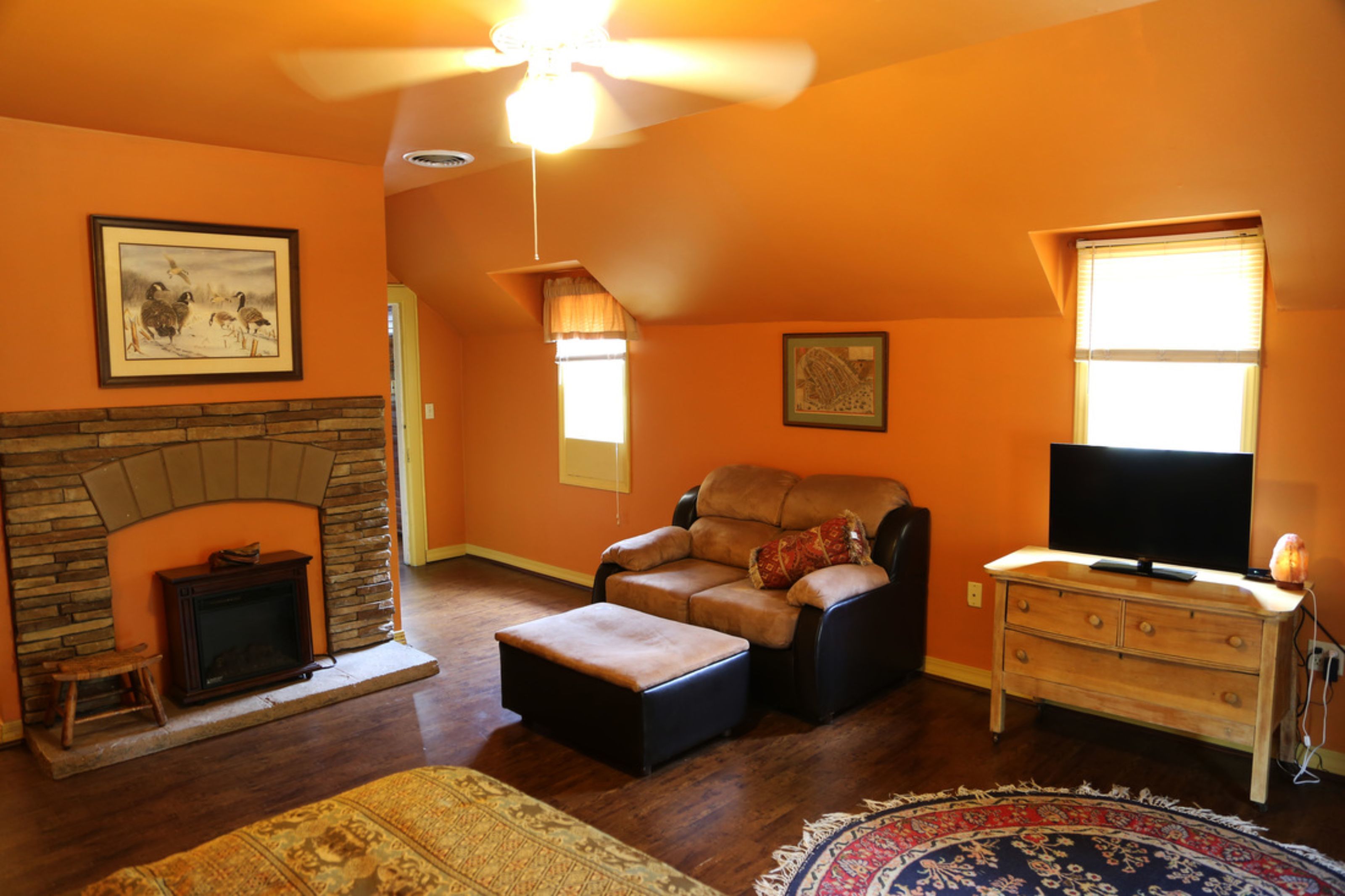 The Gustave Julia | 獨特裝潢、布置獨特、書桌、筆電工作空間