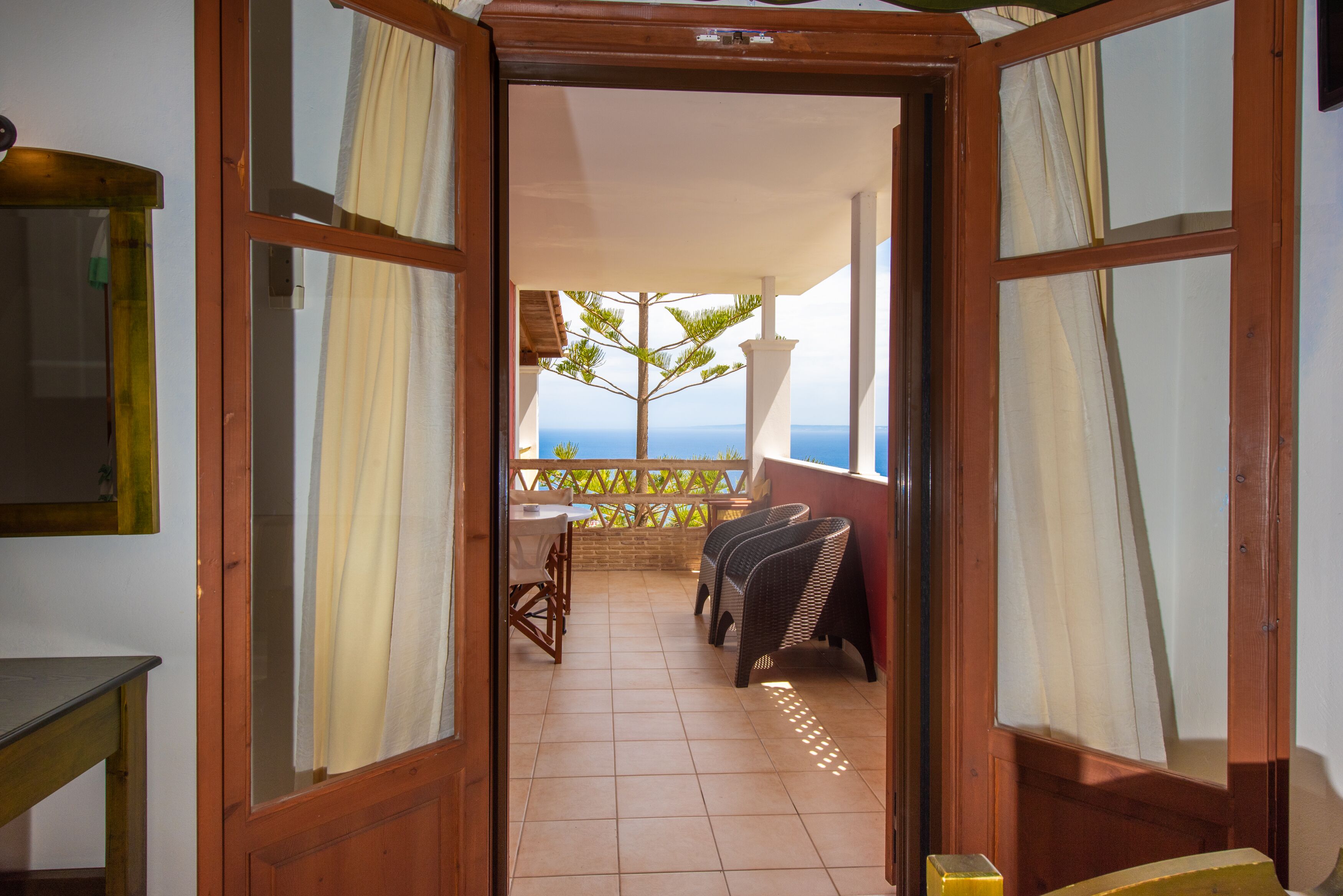 Studio Superior, 1 Tempat Tidur Double, pemandangan laut | Teras/patio