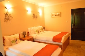 Triple Room, 1 Bedroom, Non Smoking, Garden View