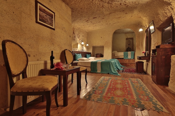 1 bedroom, premium bedding, Select Comfort beds, minibar