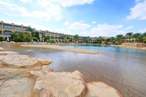 Exterior detail - Stella Di Mare Grand Hotel (Ataqah)