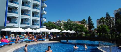 2 outdoor pools, pool umbrellas, sun loungers