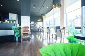 Dinner served - AZZ Asturias Langrehotel & Spa (Langreo)