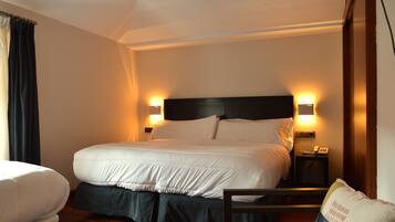 Comfort Triple Room | 1 bedroom, desk, laptop workspace, blackout drapes