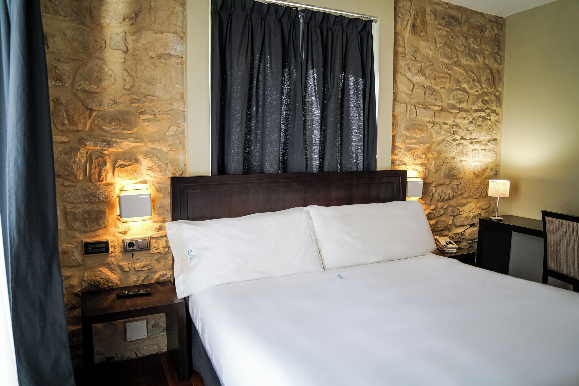 2 Star Hotels