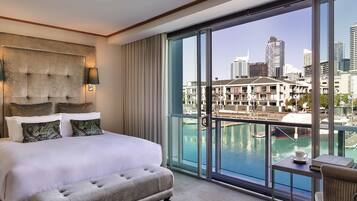 Luxury Room, 1 King Bed, Marina View (Club Millesime access) | Minibar, in-room safe, desk, laptop workspace