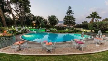 Outdoor pool, pool umbrellas