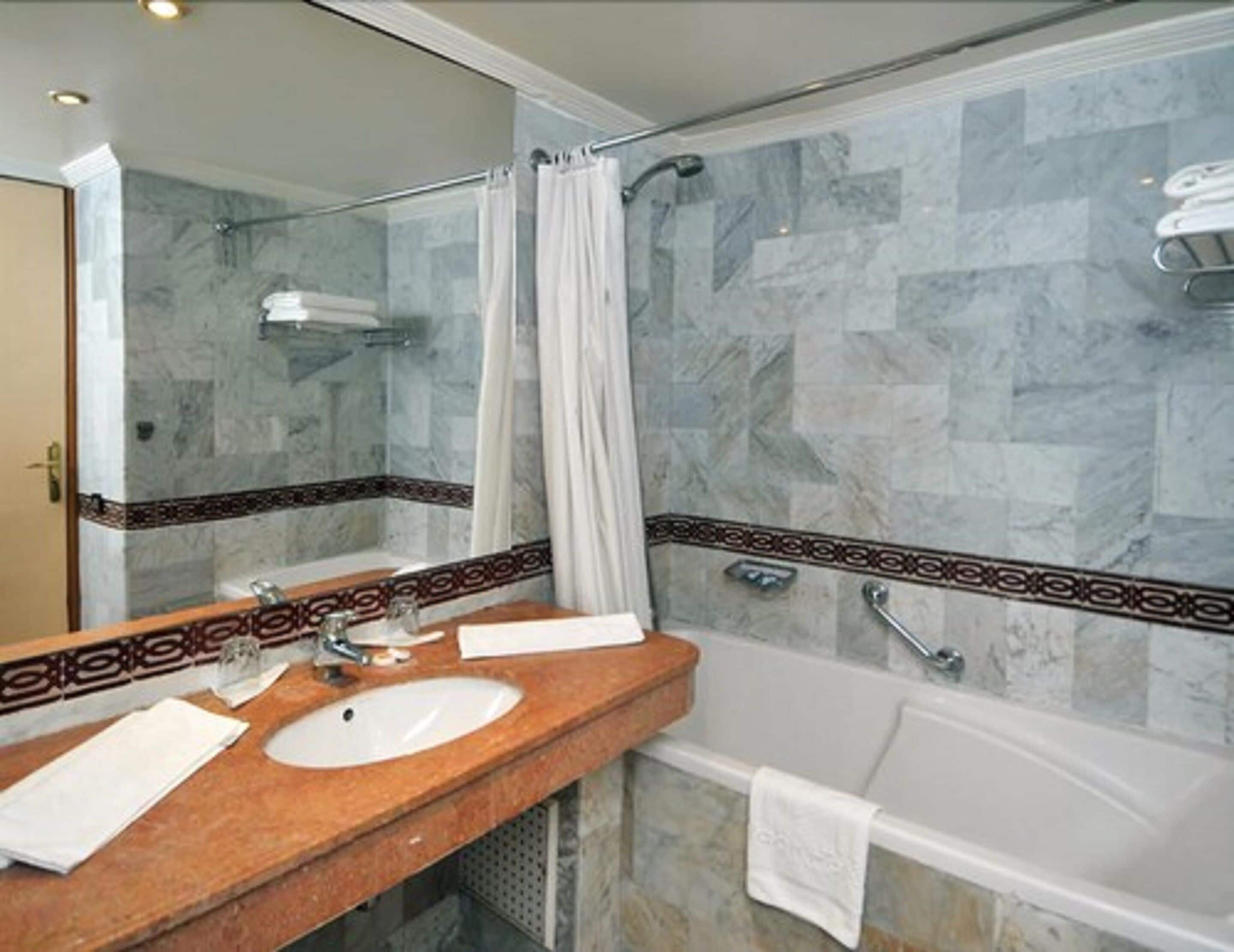 Foto - Menzeh Zalagh City Center