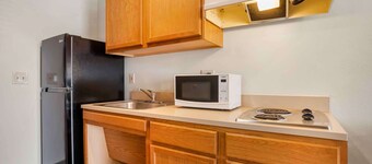 Extended Stay America Select Suites - Louisville - South