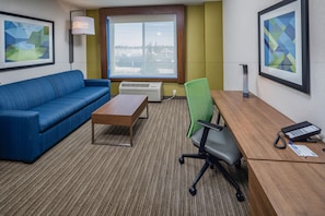 In-room safe, desk, iron/ironing board, free WiFi