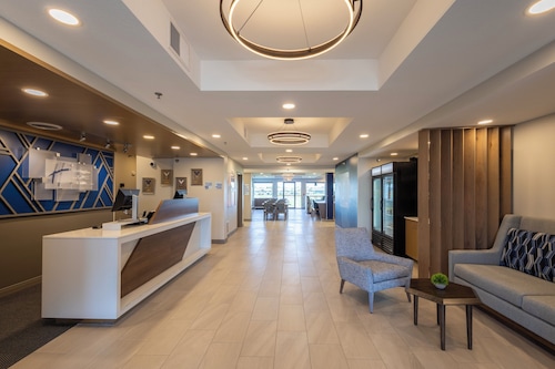 Holiday Inn Express & Suites Sioux Center by IHG