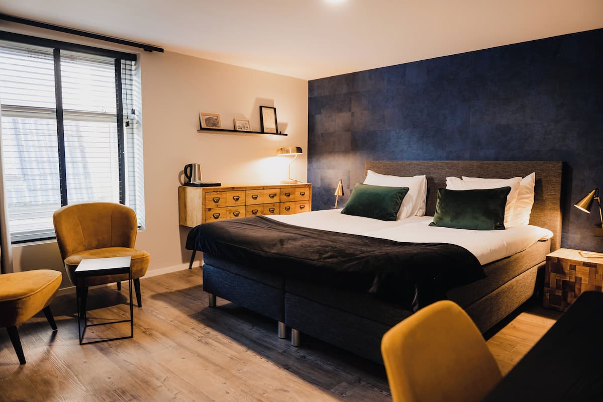 premium bedding, in-room safe, iron/ironing board, free wifi