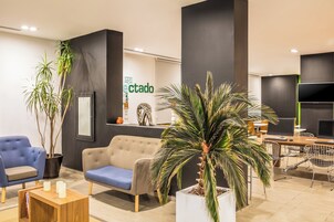 Zona de estar del vestíbulo