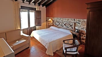 Coffres-forts dans les chambres, bureau, lits bébé