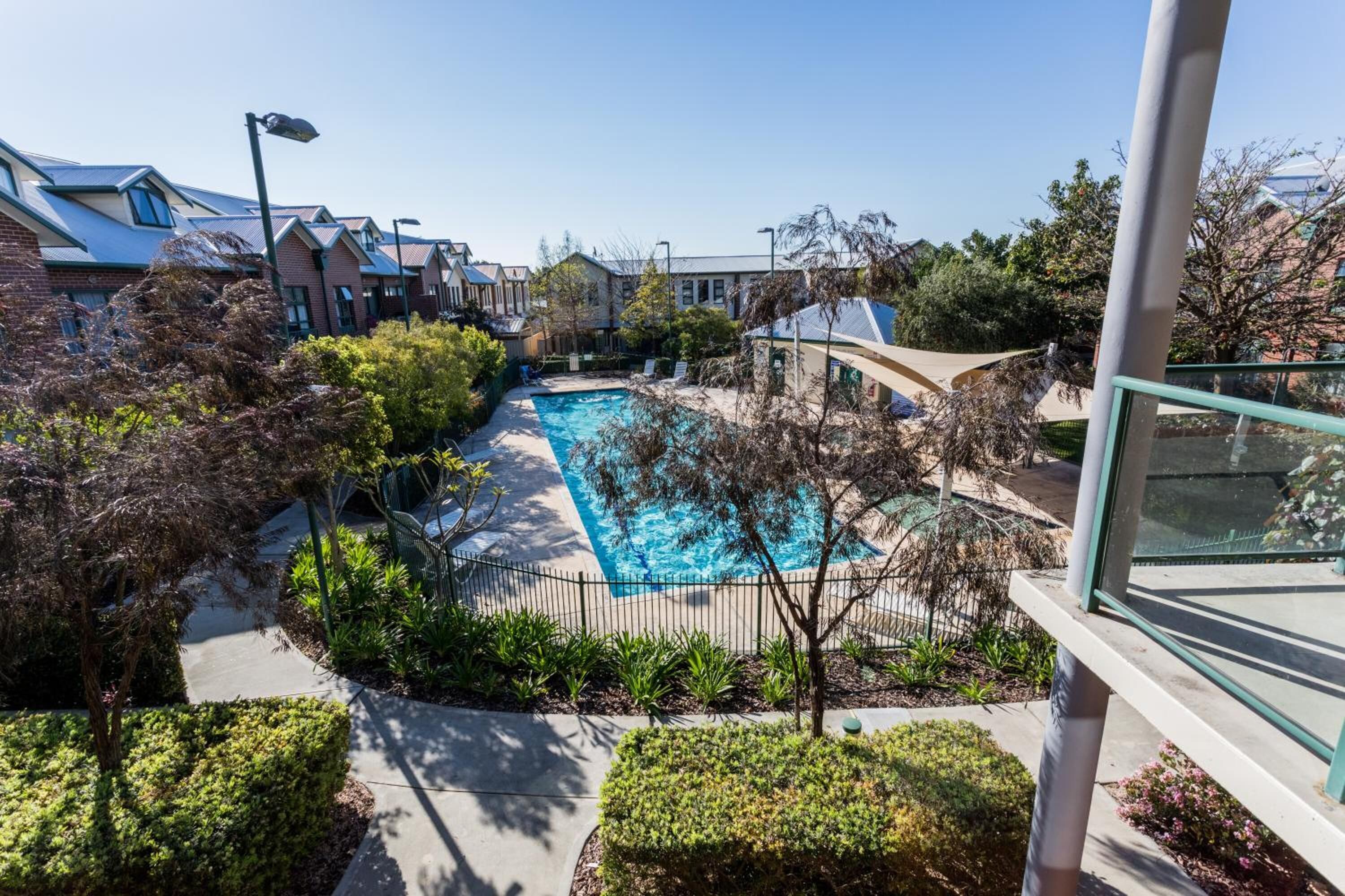 Perth Ascot Central Apartment Hotel — image 6