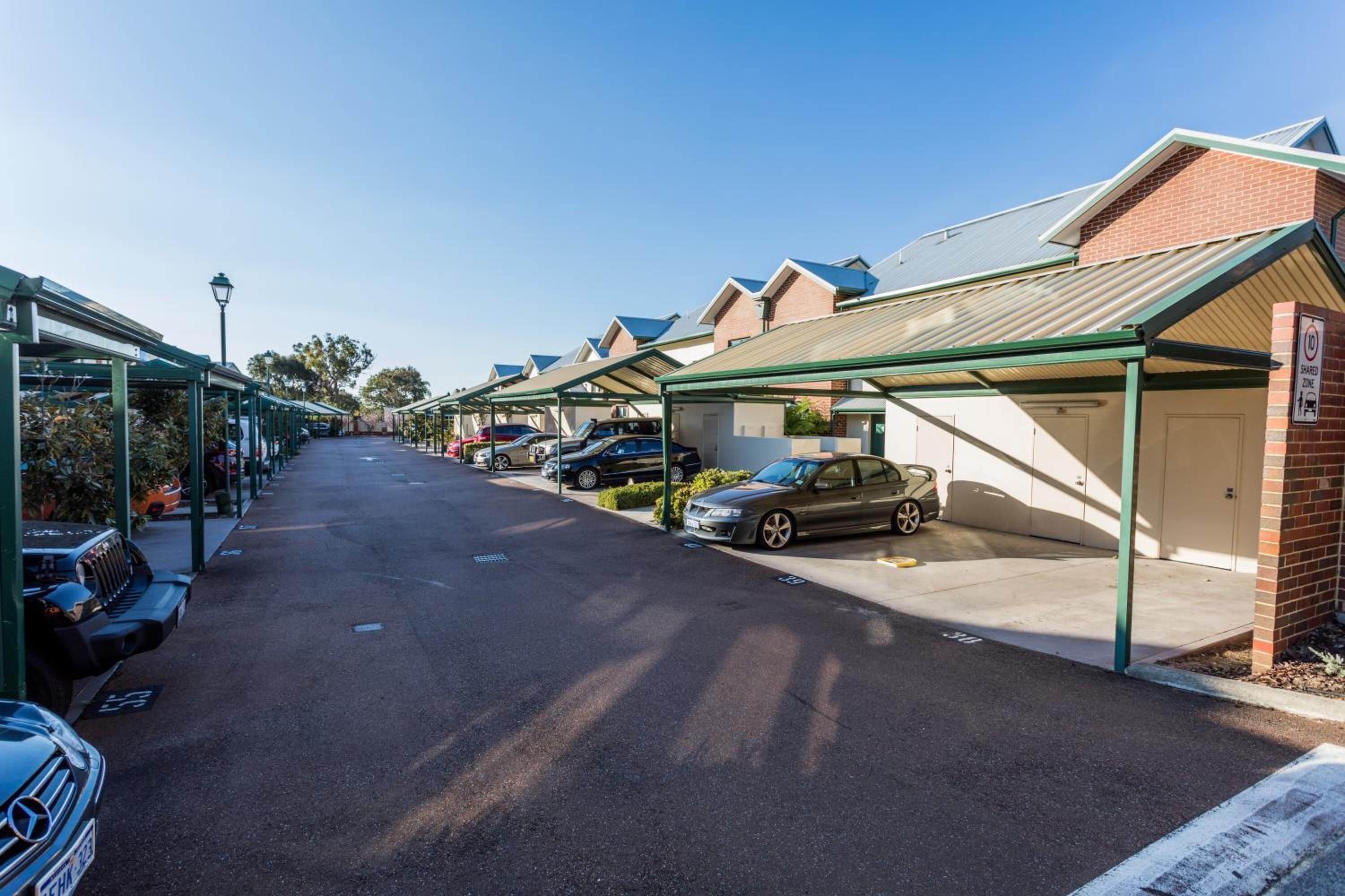 Perth Ascot Central Apartment Hotel — image 23
