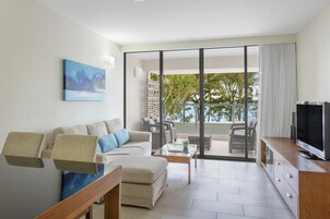 Apartment, 1 Bedroom, Ocean View | In-room safe, individually decorated, individually furnished