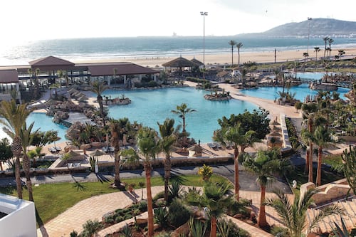 Indoor pool, 3 outdoor pools, pool umbrellas, pool loungers
