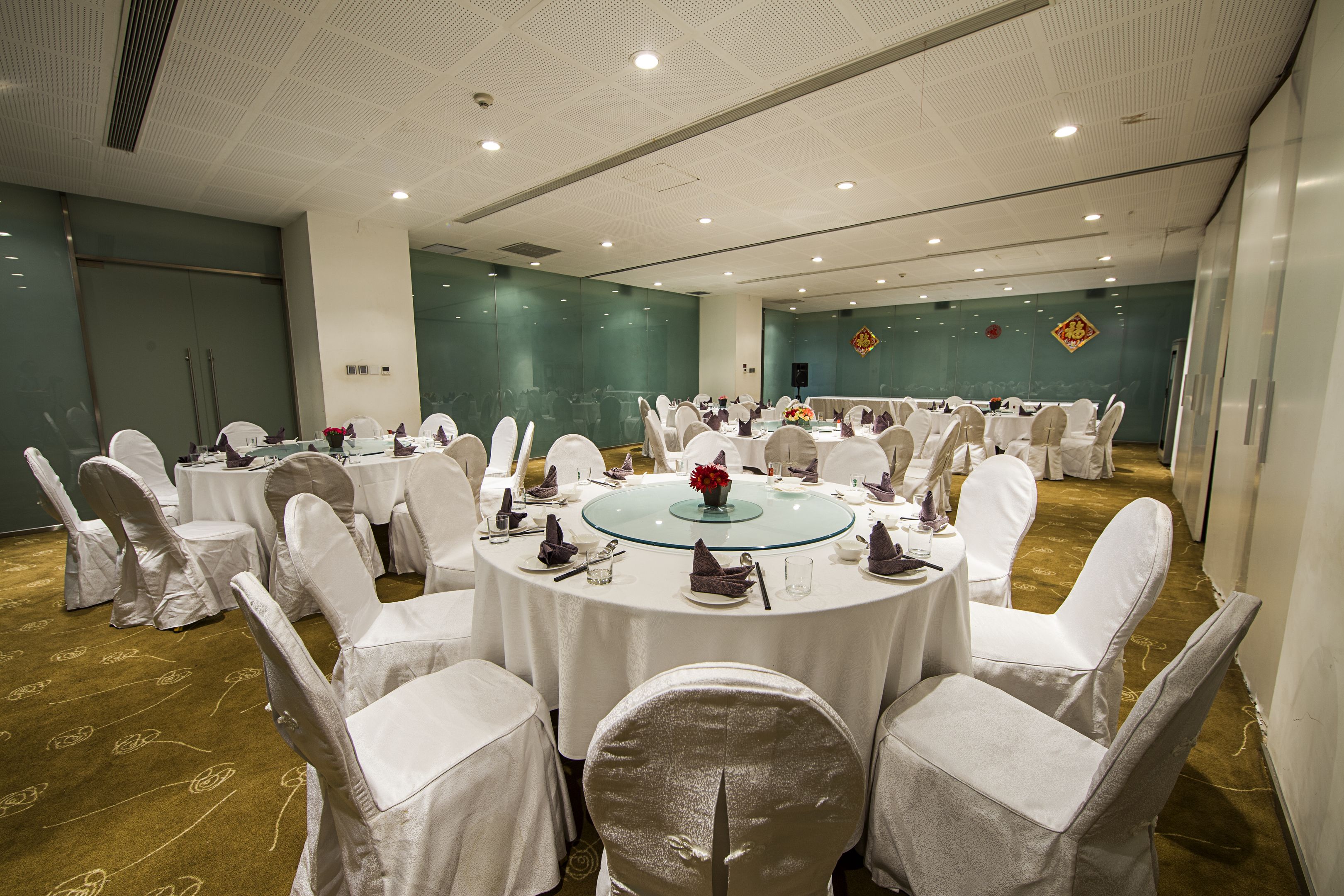 banquet hall
