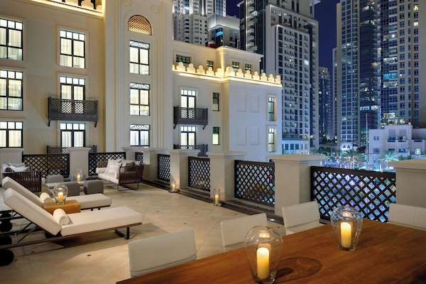 Svit - 2 sovrum - utsikt mot staden (Balcony) | Sängtillbehör av högsta kvalitet, duntäcken och minibar