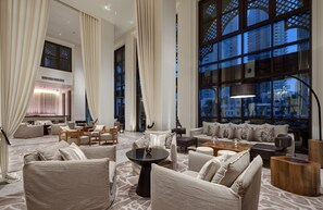 Lobby lounge - Hotel Boulevard, Autograph Collection (Dubai)