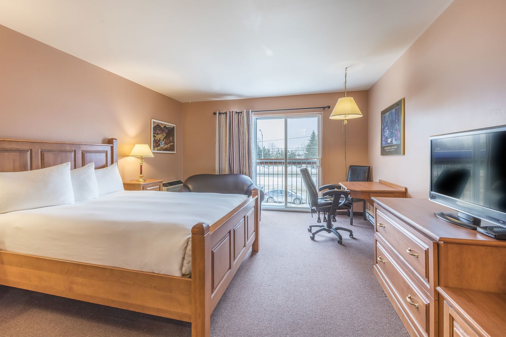 Desk, soundproofing, iron/ironing board, cots/infant beds