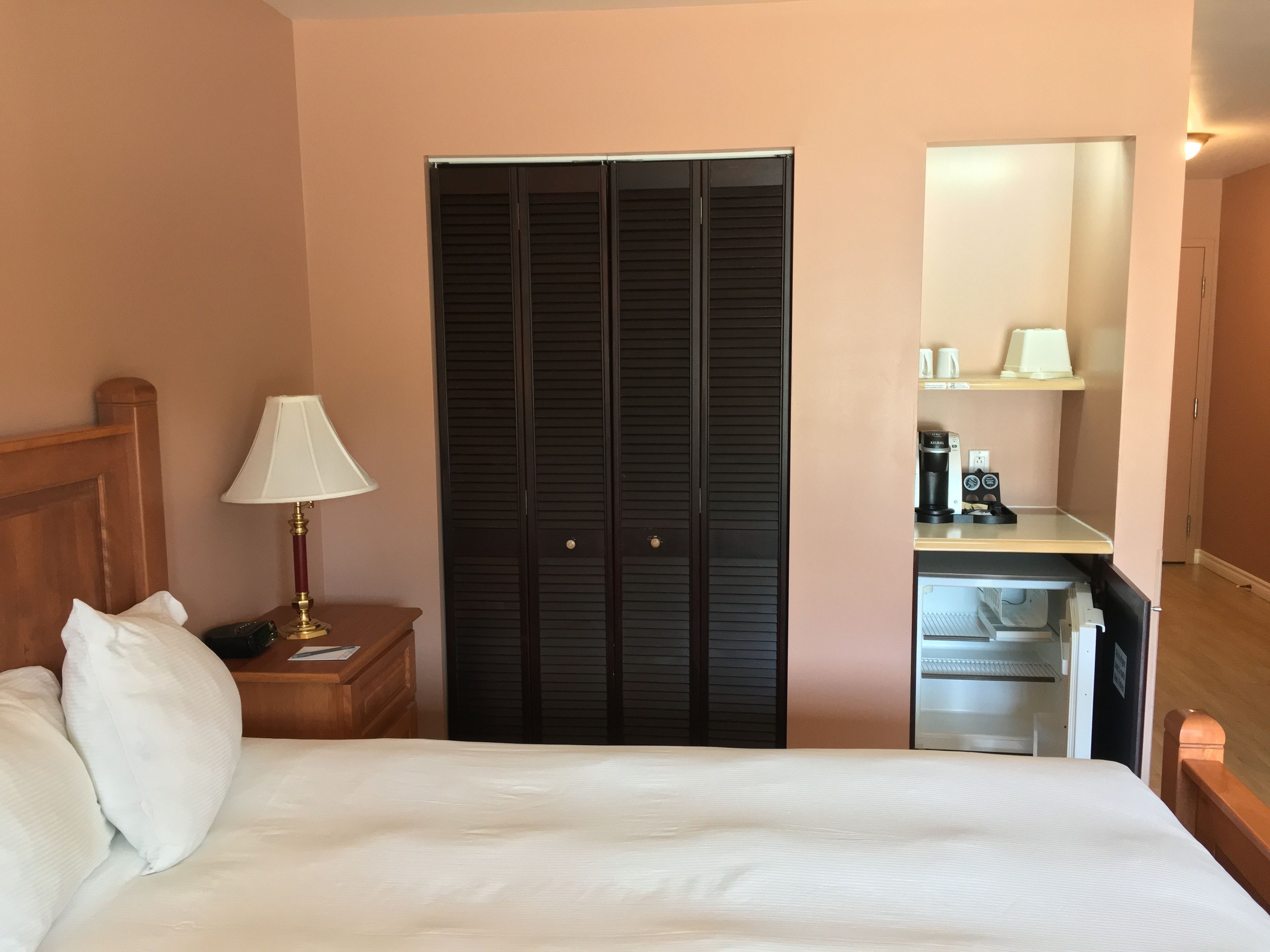 superior room | desk, soundproofing, iron/ironing board, cots/infant beds