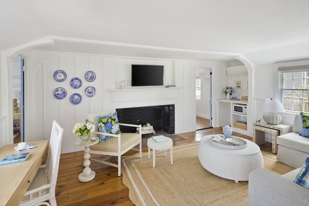 Two Bedroom Garden Cottage | Premium bedding, down comforters, pillowtop beds, in-room safe