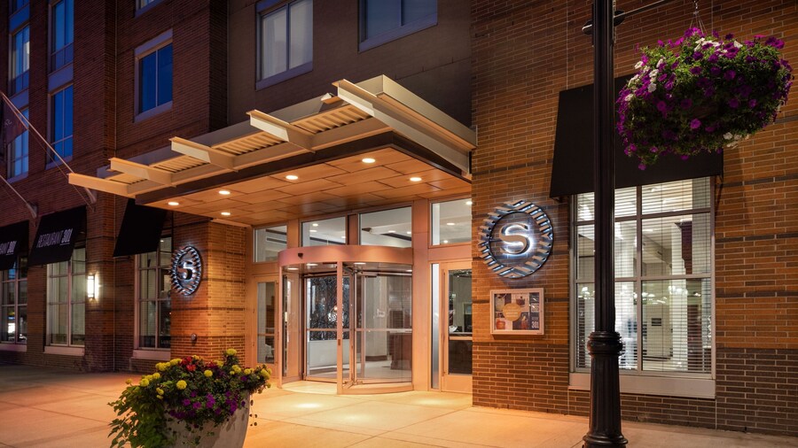 Sheraton Duluth Hotel