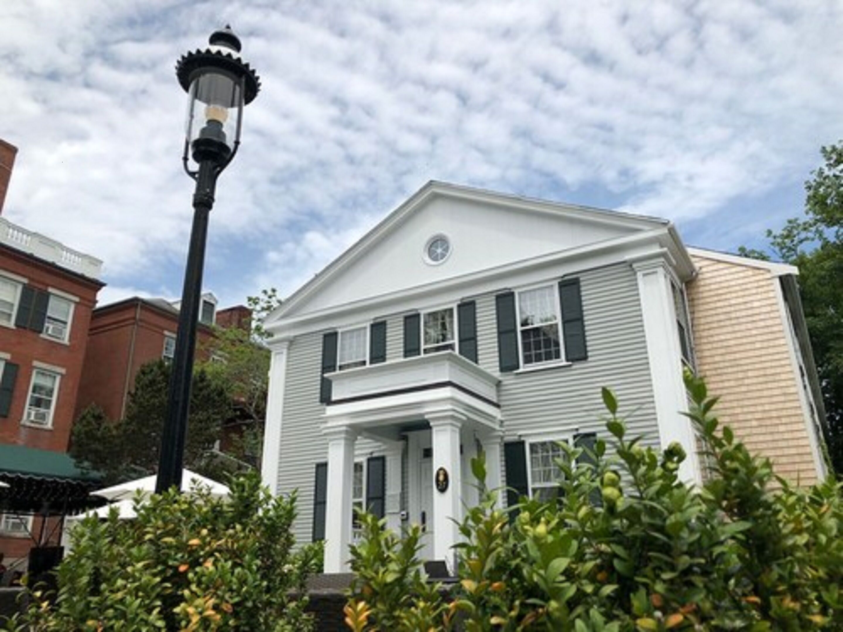 واجهة المنشأة