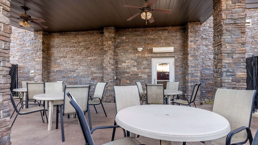 Comfort Inn Bentonville - Crystal Bridges