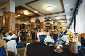 Restaurant - Hotel Everest (Trento)