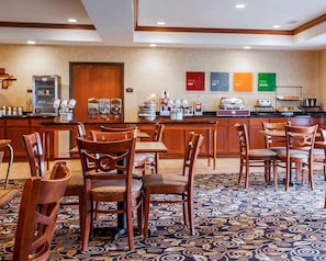 Free daily buffet breakfast