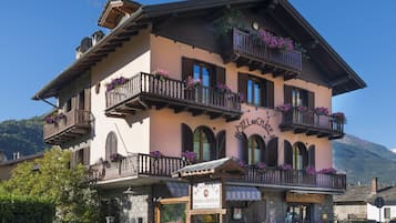 Facciata della struttura