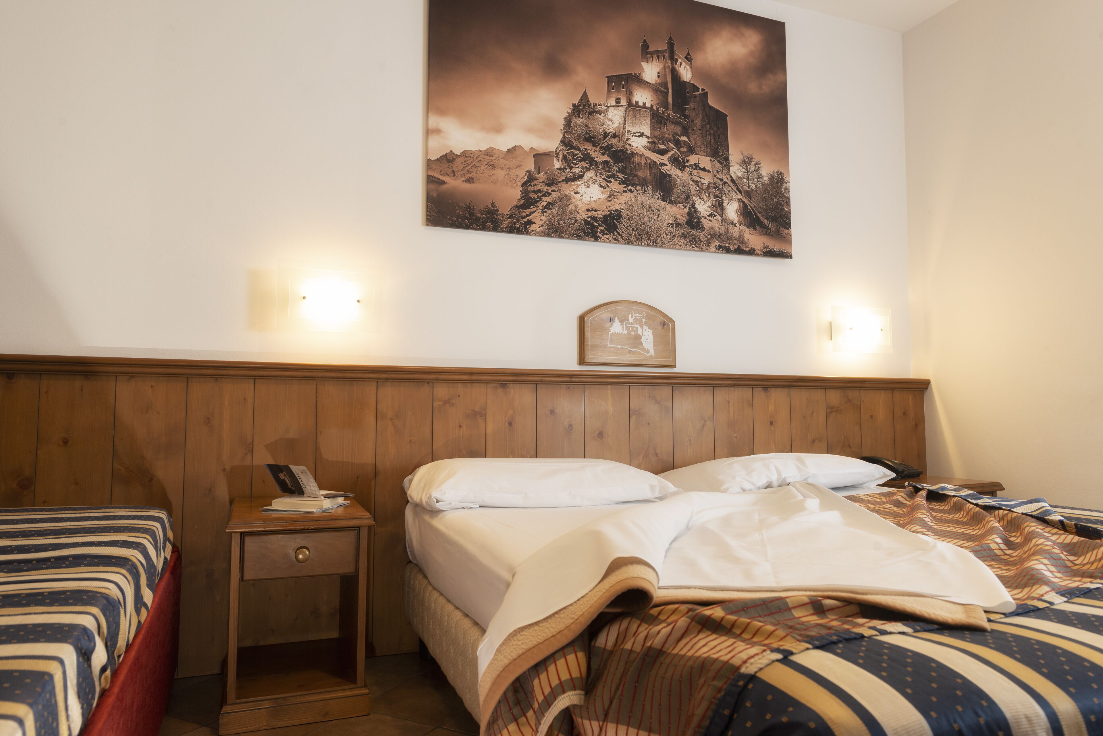 minibar, desk, free wifi, bed sheets