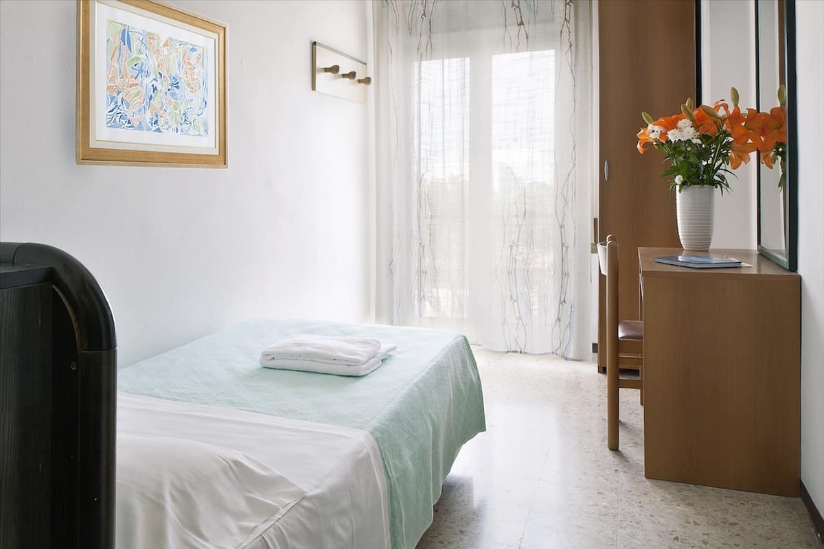 Chambre simple | Coffre-fort