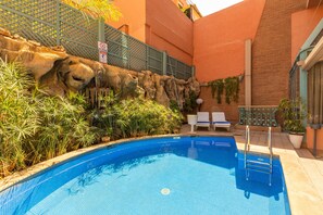 Outdoor pool - Hotel Le Caspien (Marrakech)
