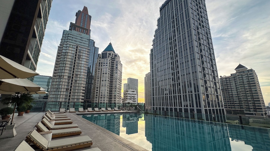 Urbana Sathorn Hotel