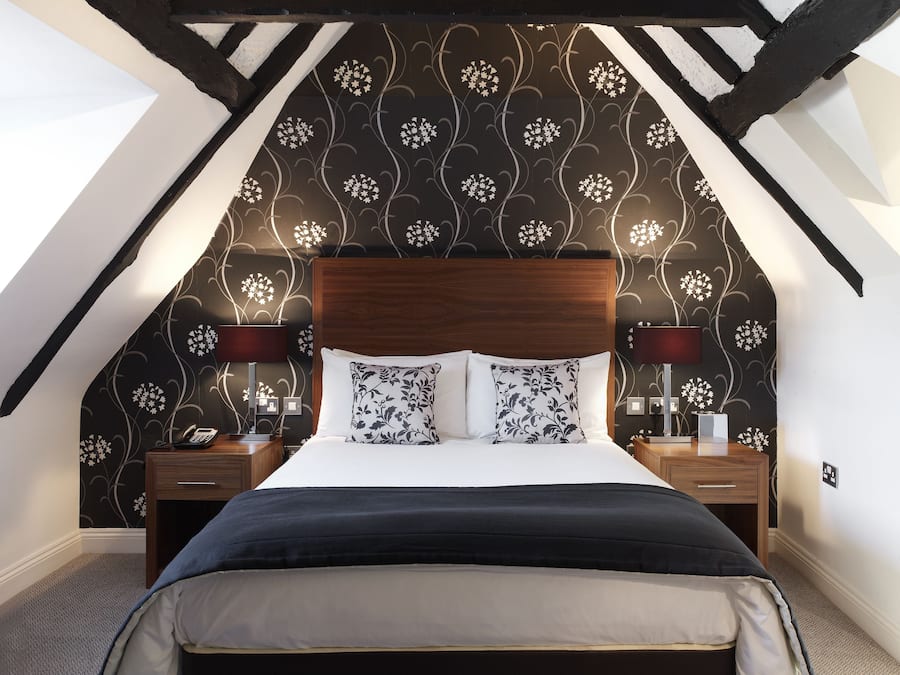 In-room safe, individually decorated, individually furnished, desk