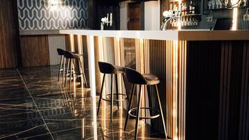 Sports bar