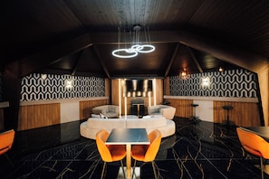 Bar (en la propiedad)