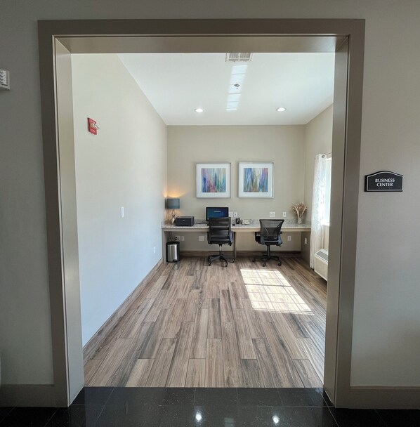 ศูนย์ธุรกิจ